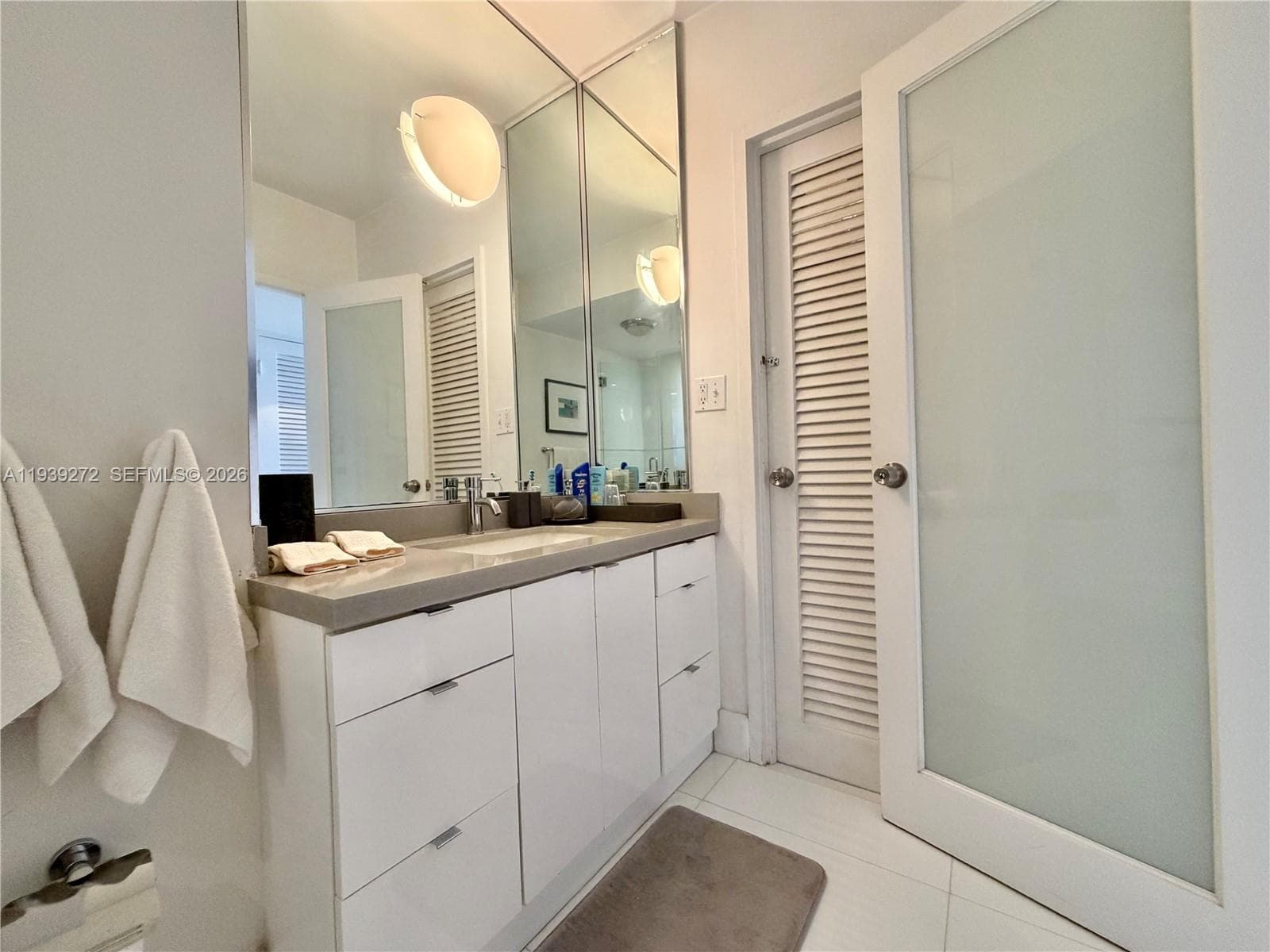 A11939272 — Miami Beach — 18