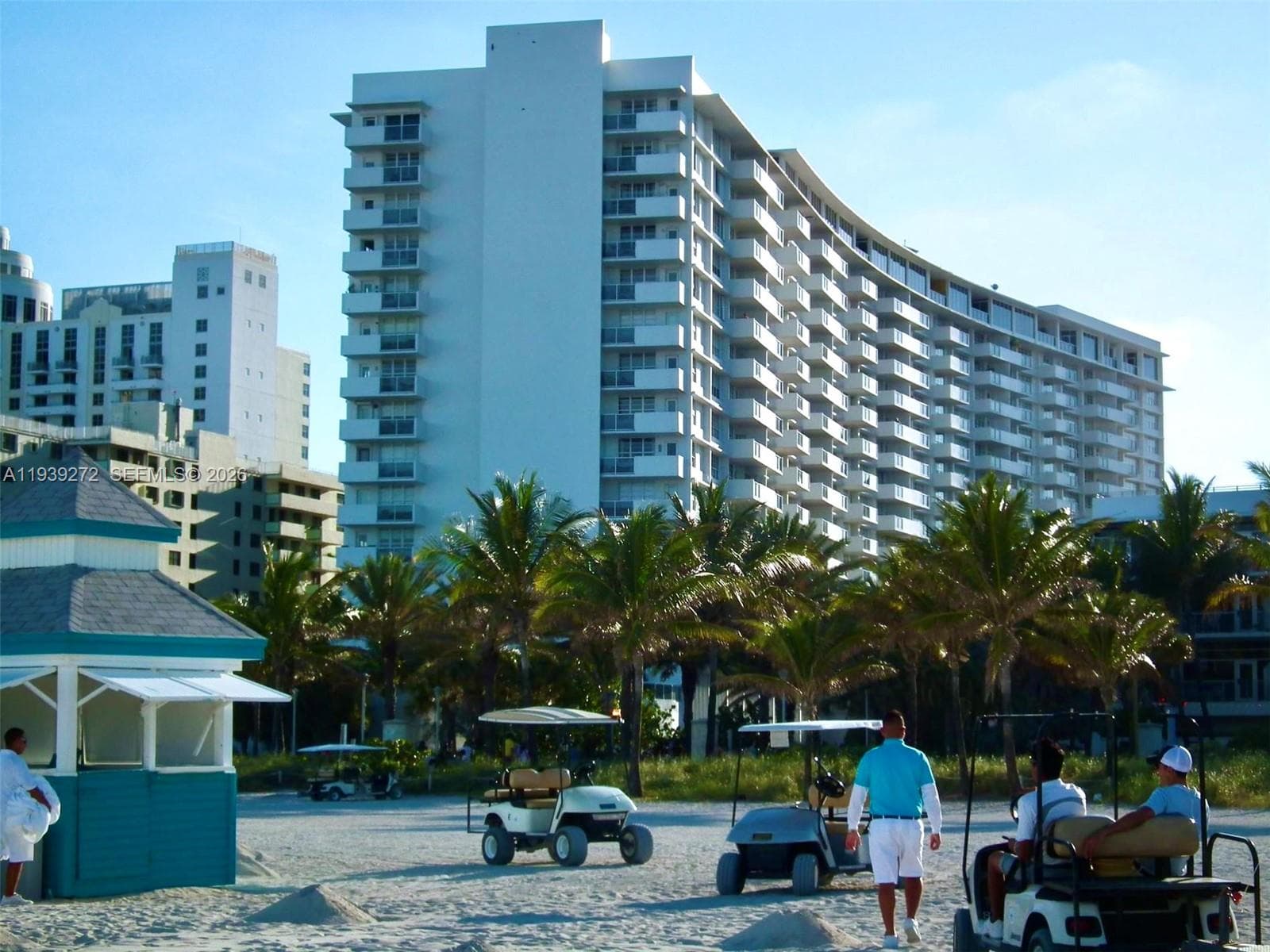 A11939272 — Miami Beach — 40