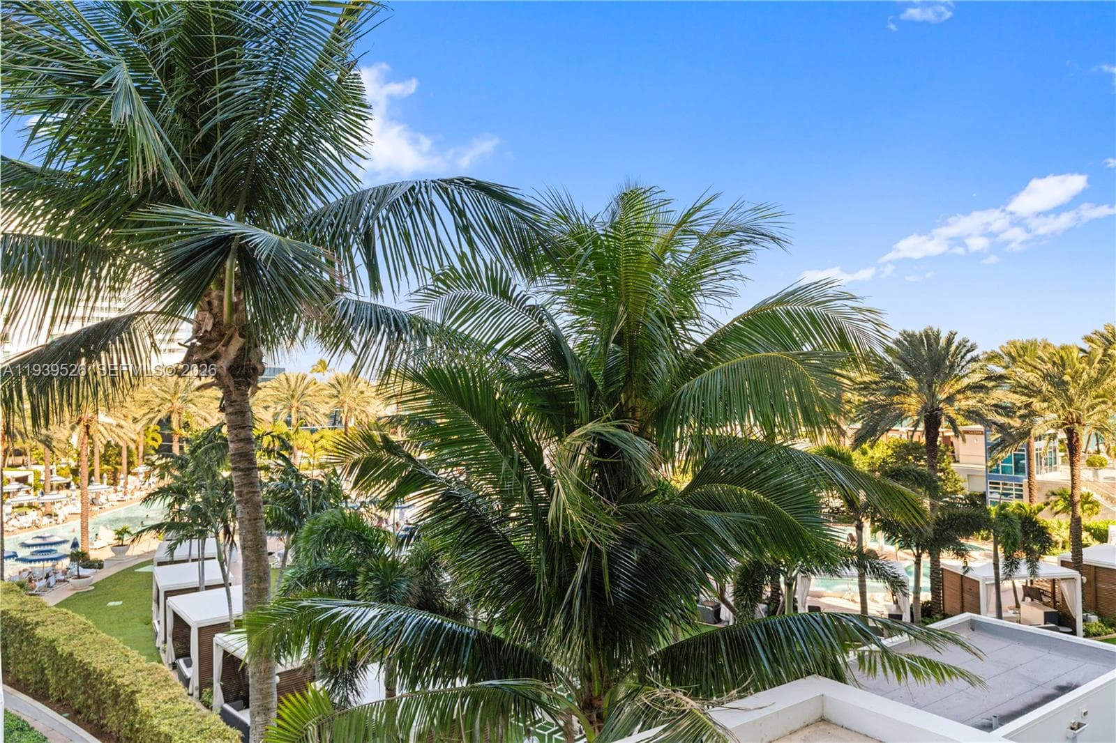 A11939526 — Miami Beach — 22