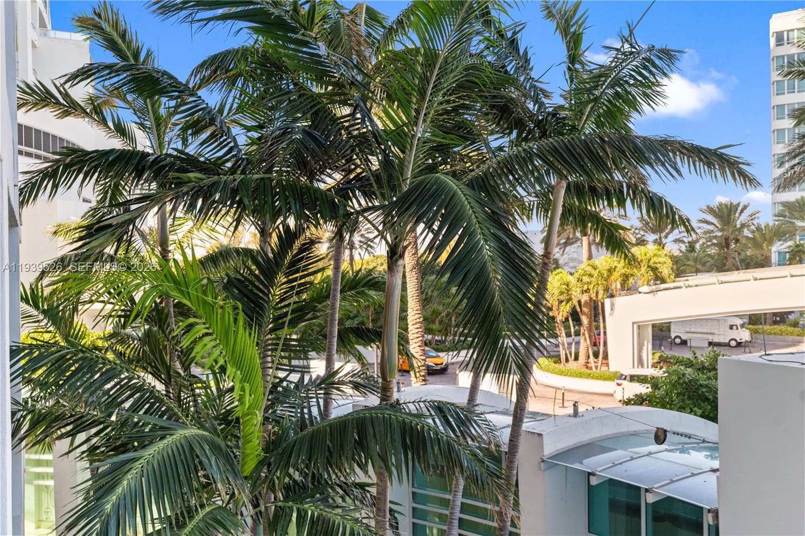A11939526 — Miami Beach — 21