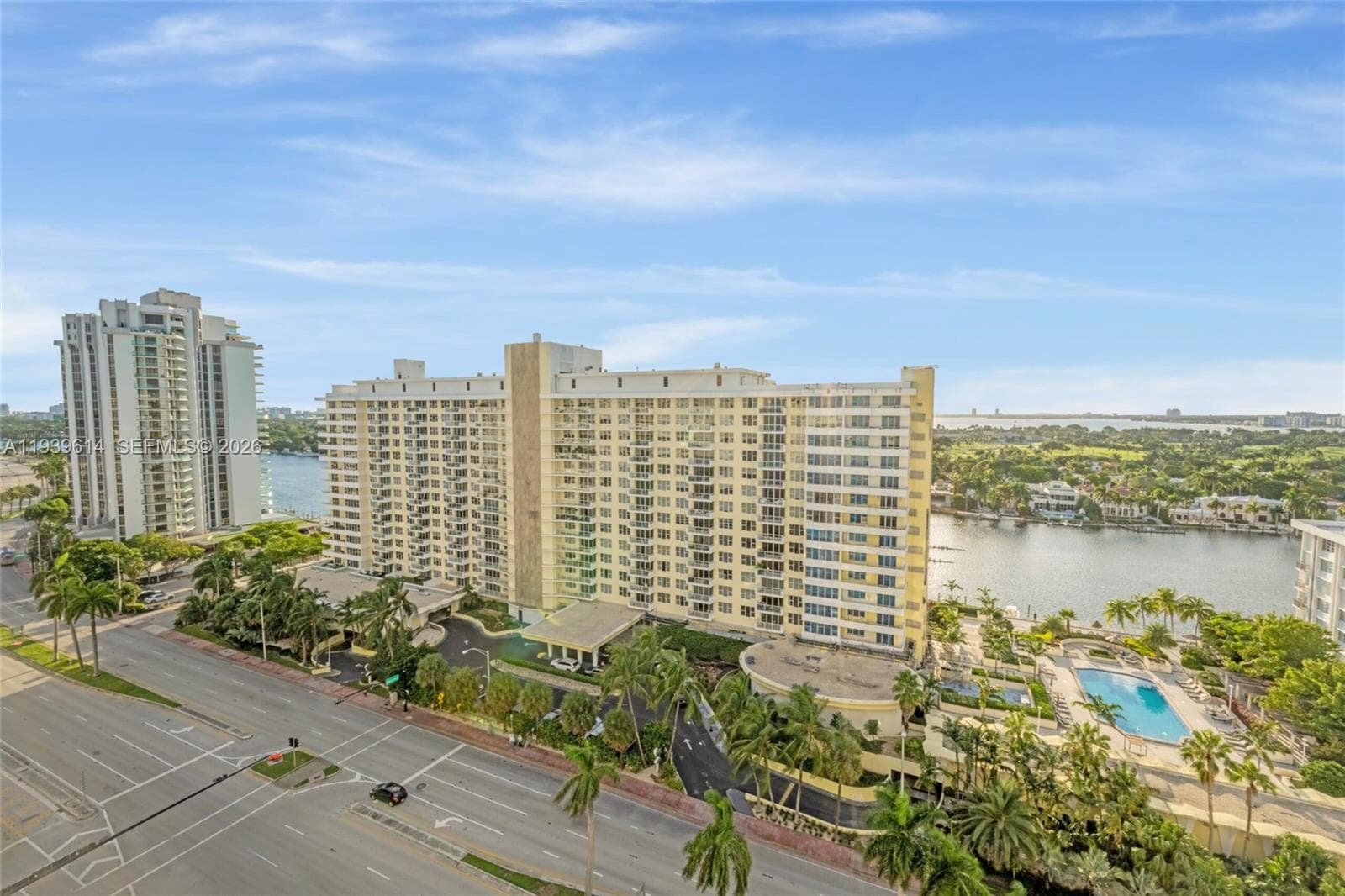 A11939614 — Miami Beach — 28