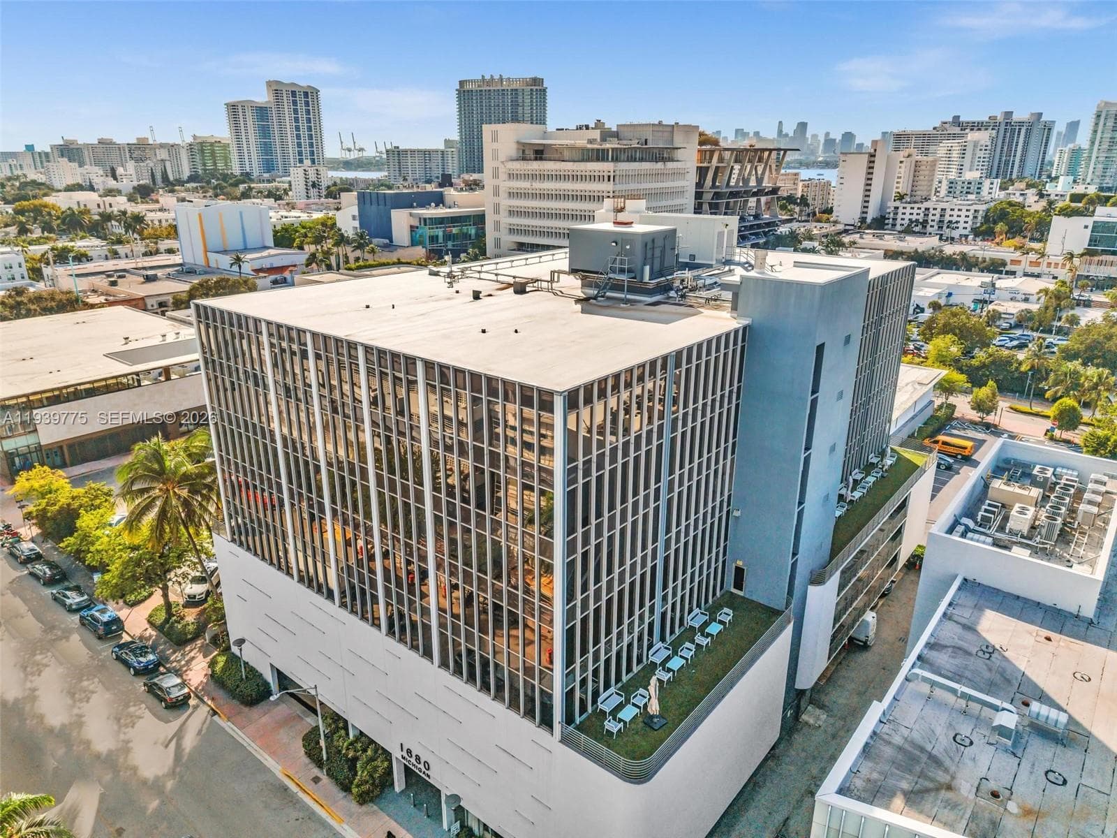 A11939775 — Miami Beach — 4