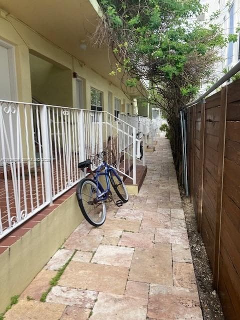 A11939809 — Miami Beach — 4