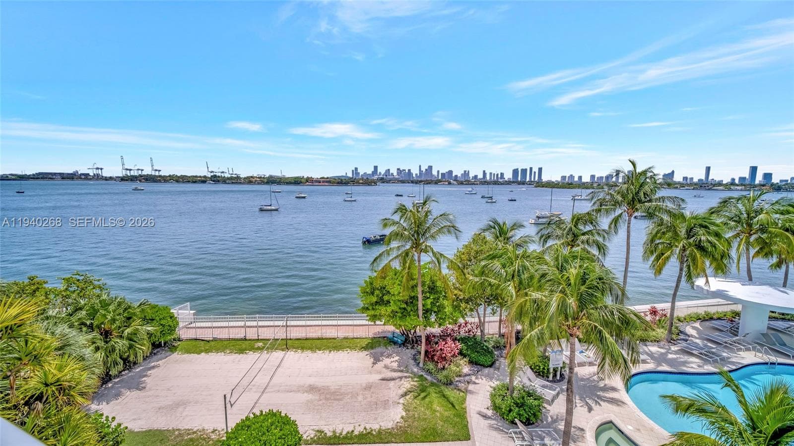 A11940268 — Miami Beach — 69