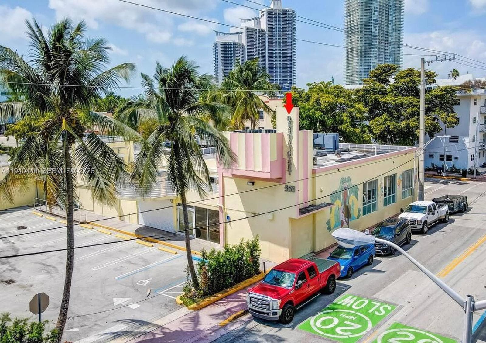 A11940444 — Miami Beach — 19