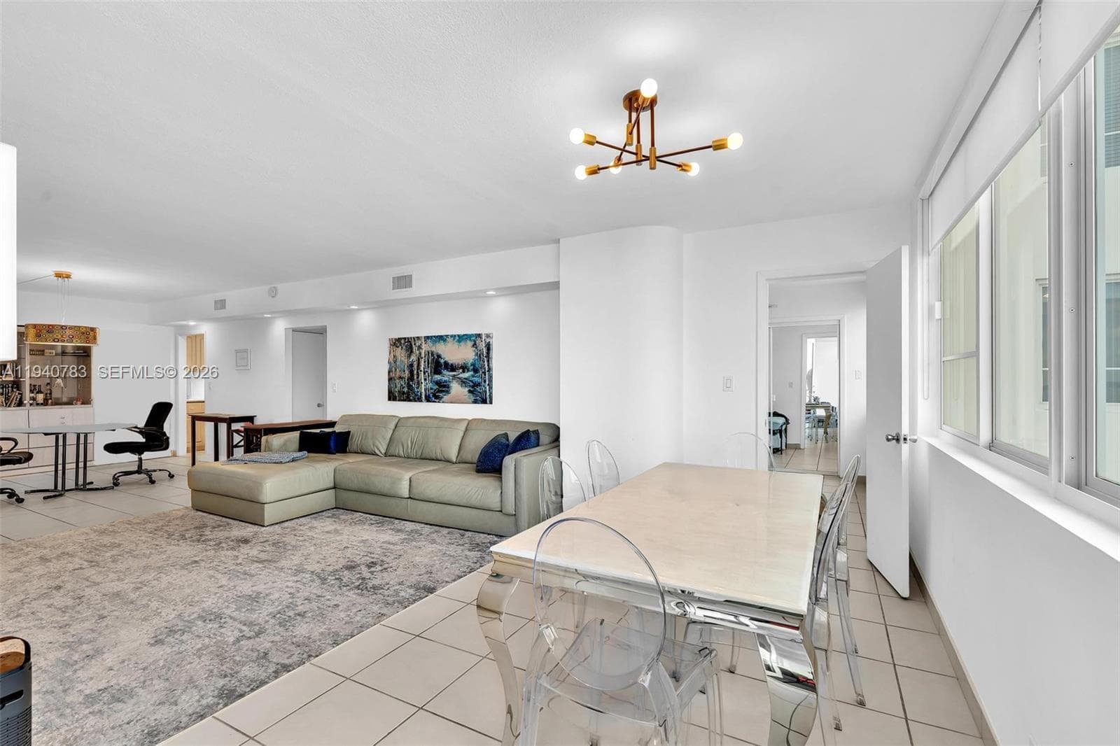 A11940783 — Miami Beach — 27