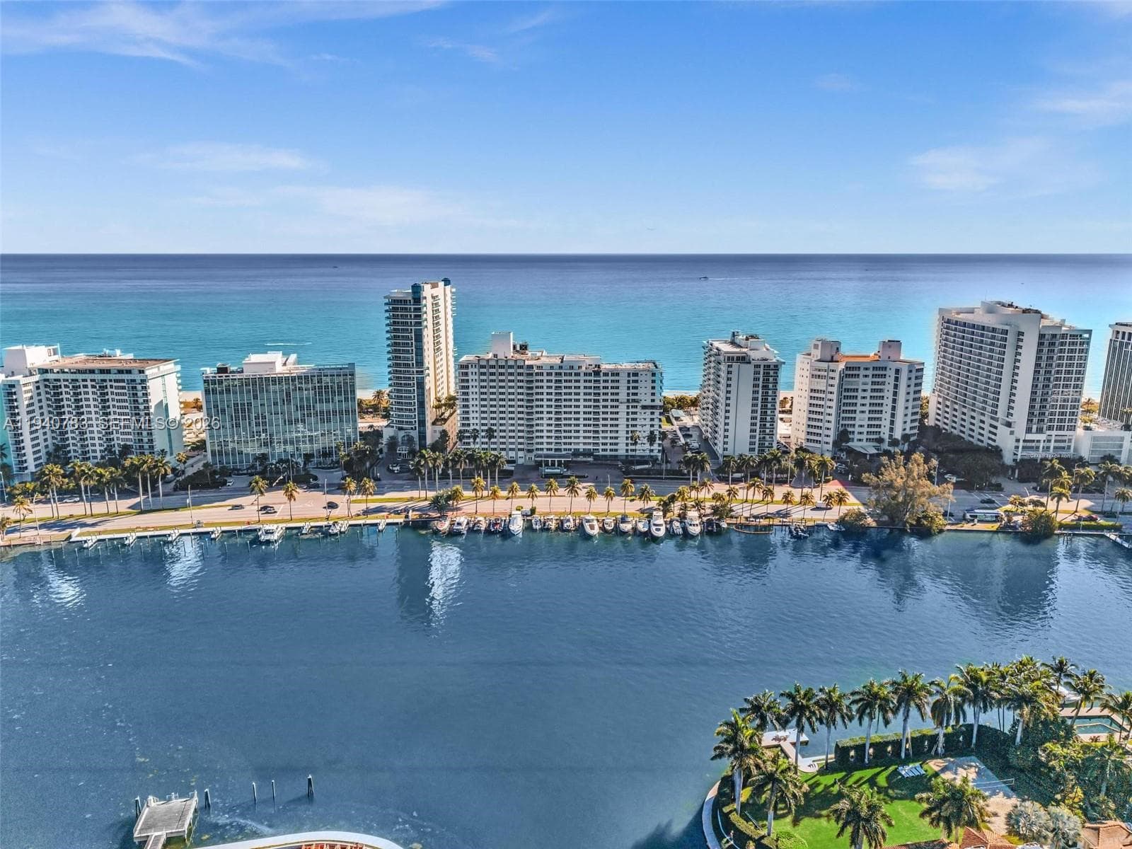 A11940783 — Miami Beach — 42
