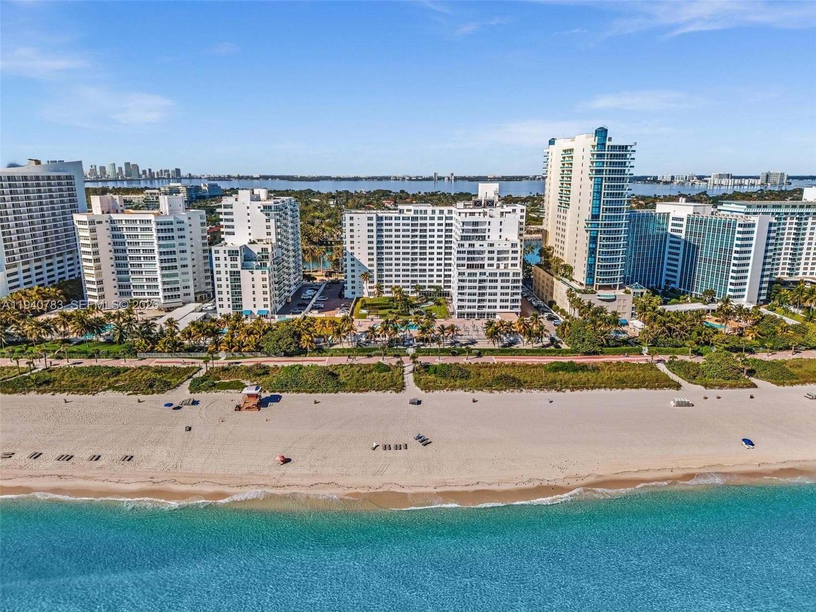 A11940783 — Miami Beach — 46
