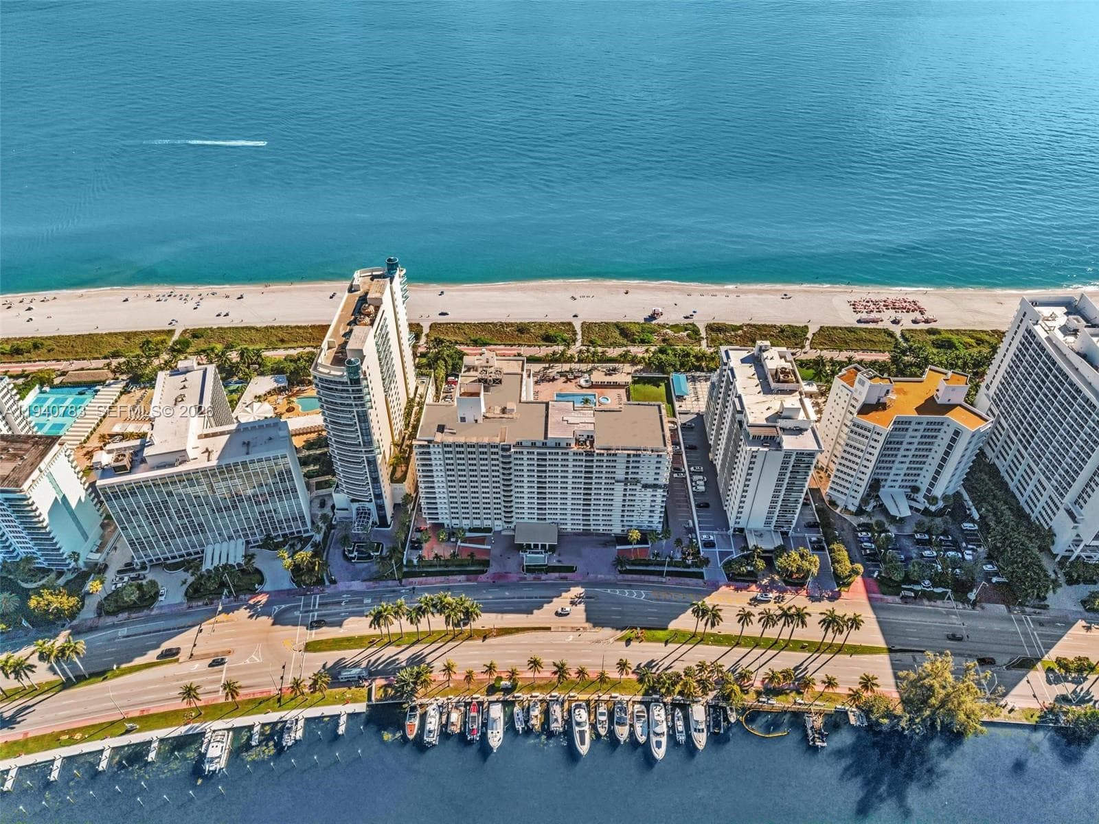 A11940783 — Miami Beach — 43