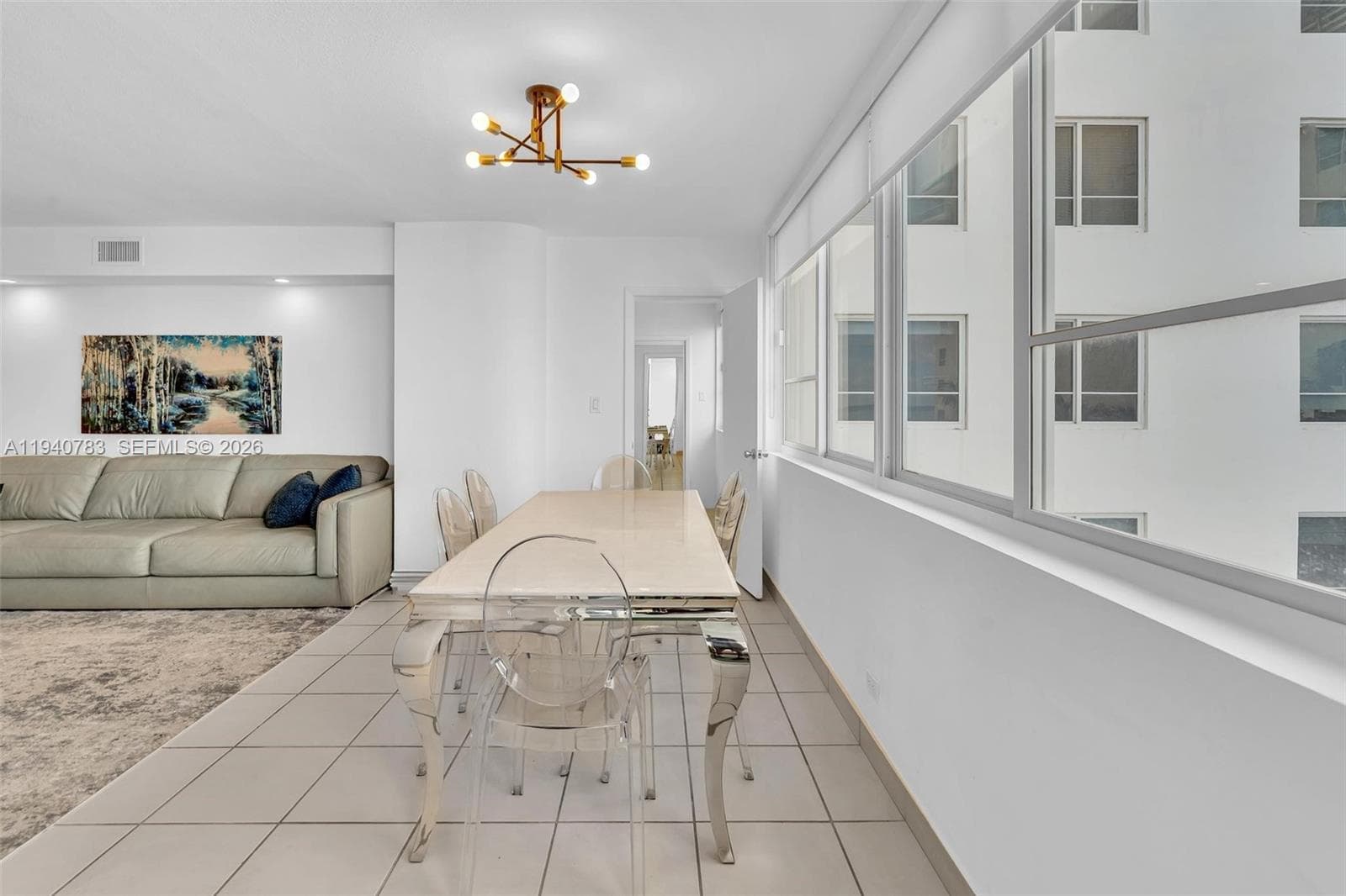 A11940783 — Miami Beach — 26