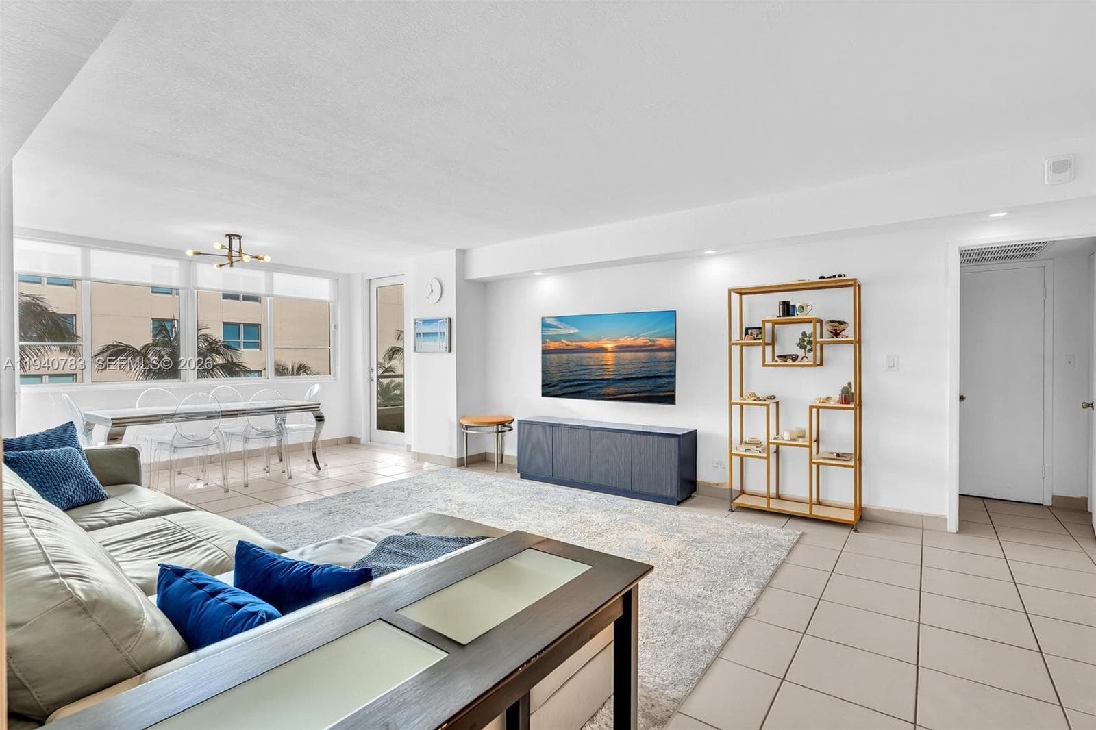 A11940783 — Miami Beach — 20