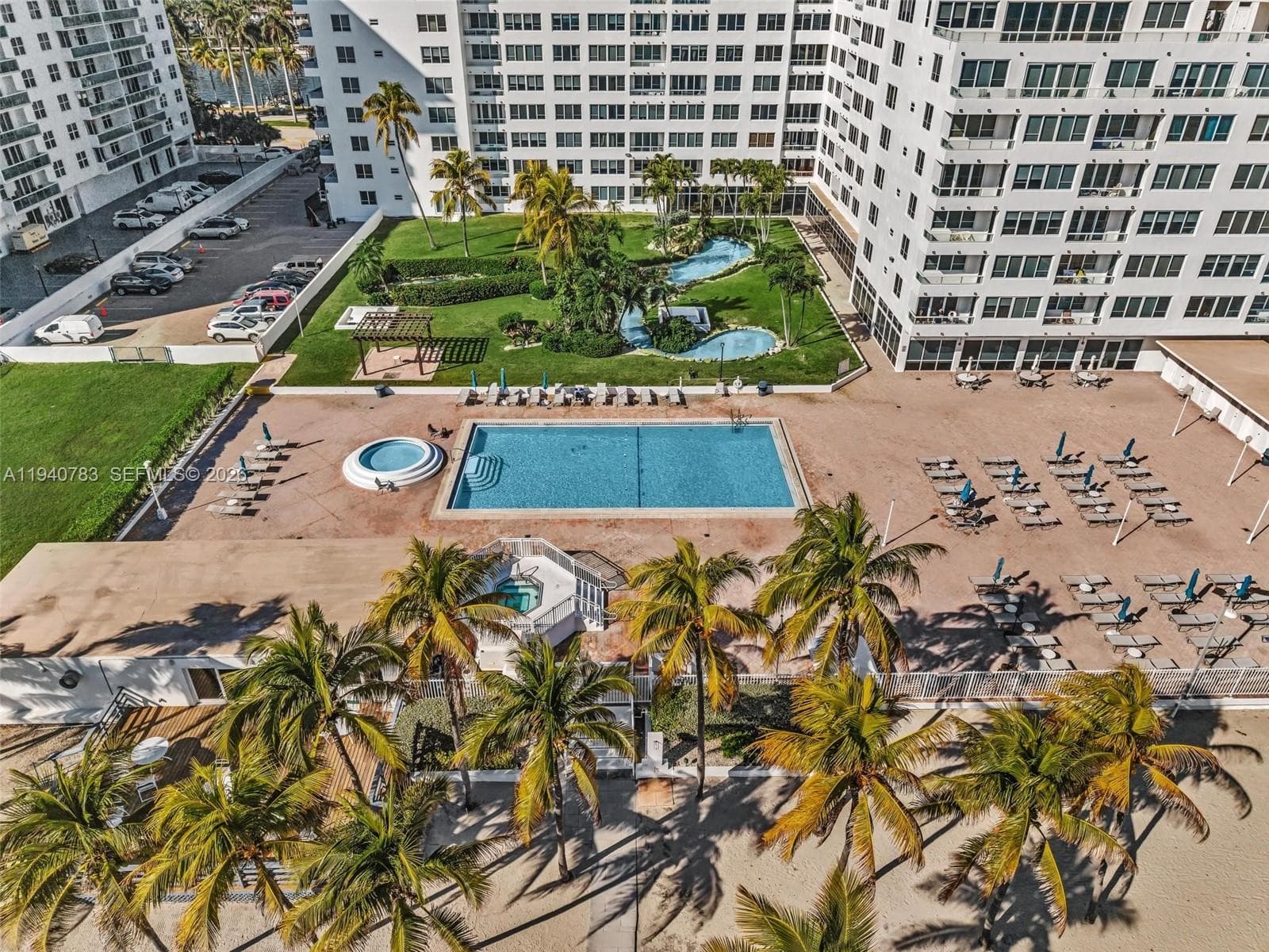 A11940783 — Miami Beach — 45