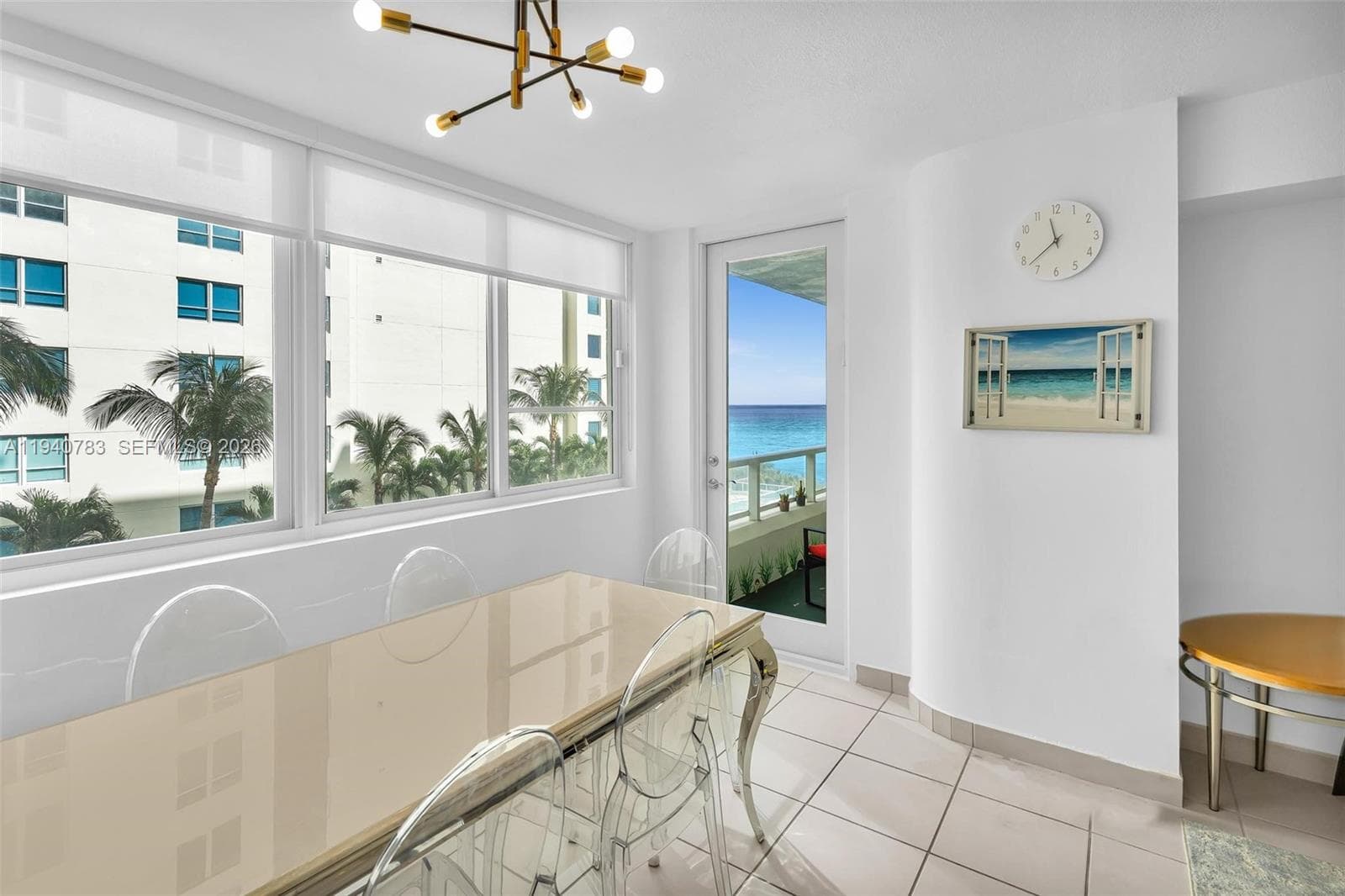 A11940783 — Miami Beach — 21