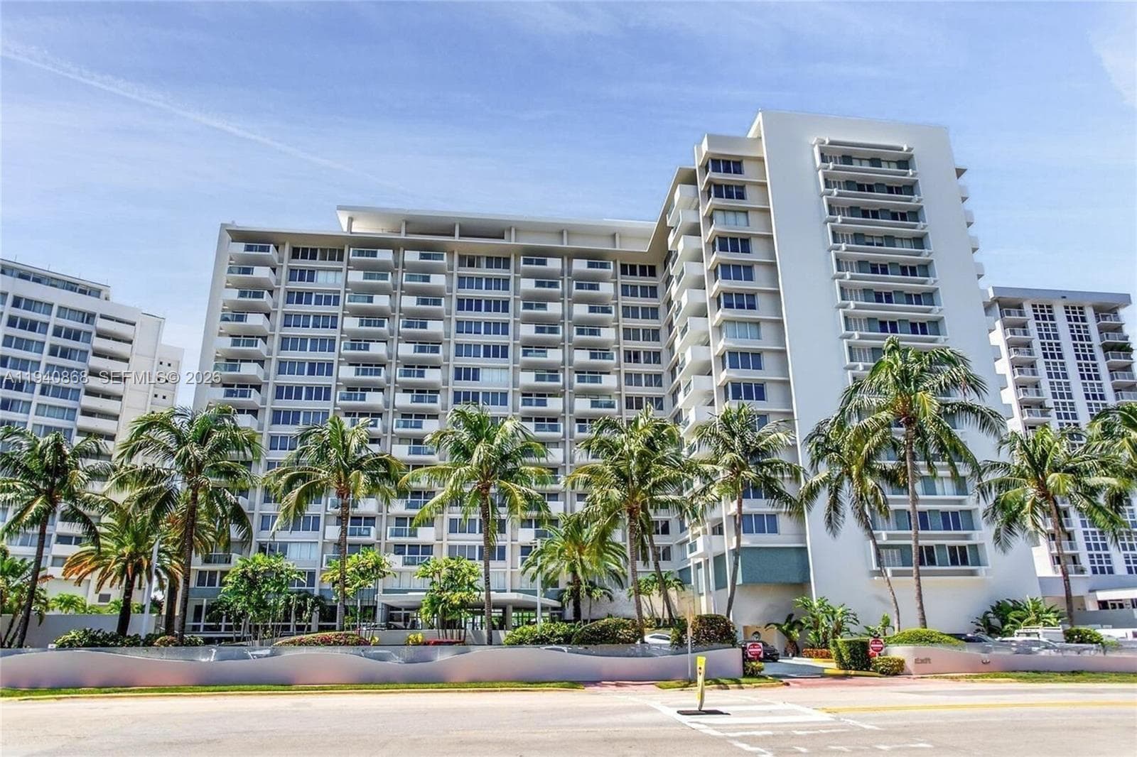 A11940868 — Miami Beach — 22