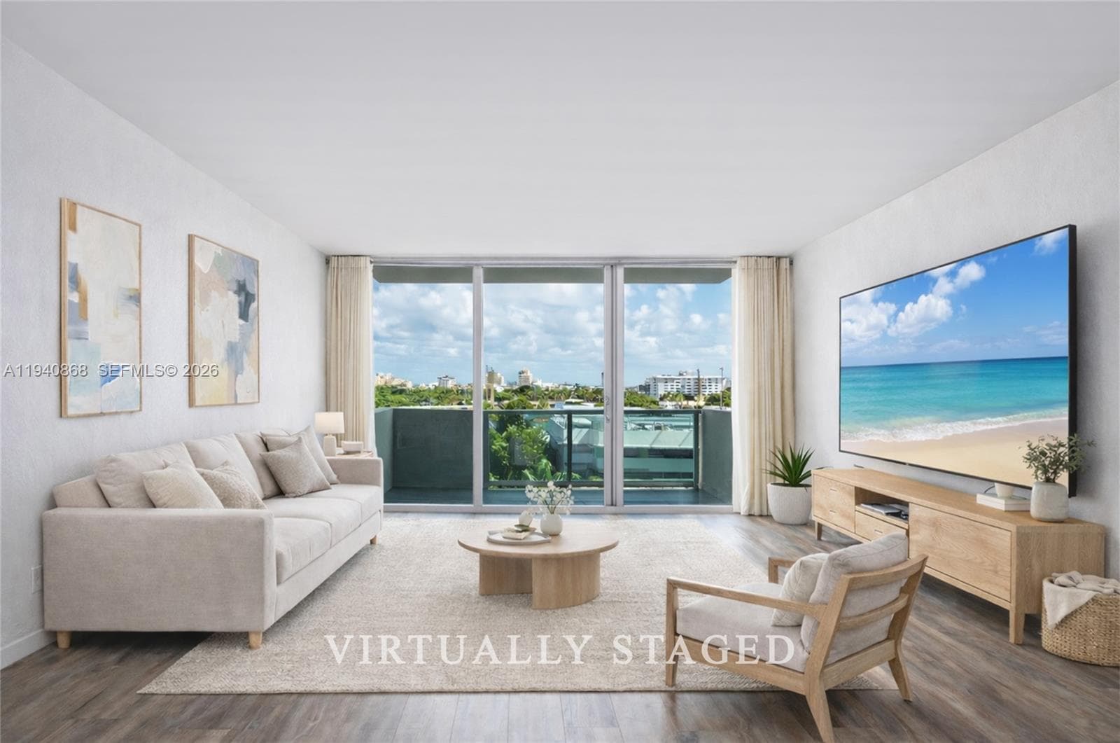 A11940868 — Miami Beach