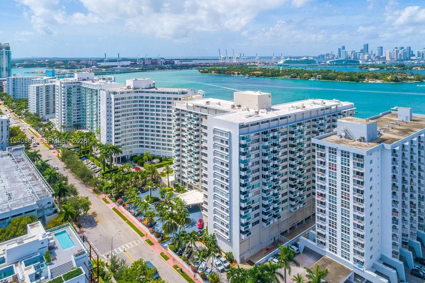 A11940868 — Miami Beach — 20