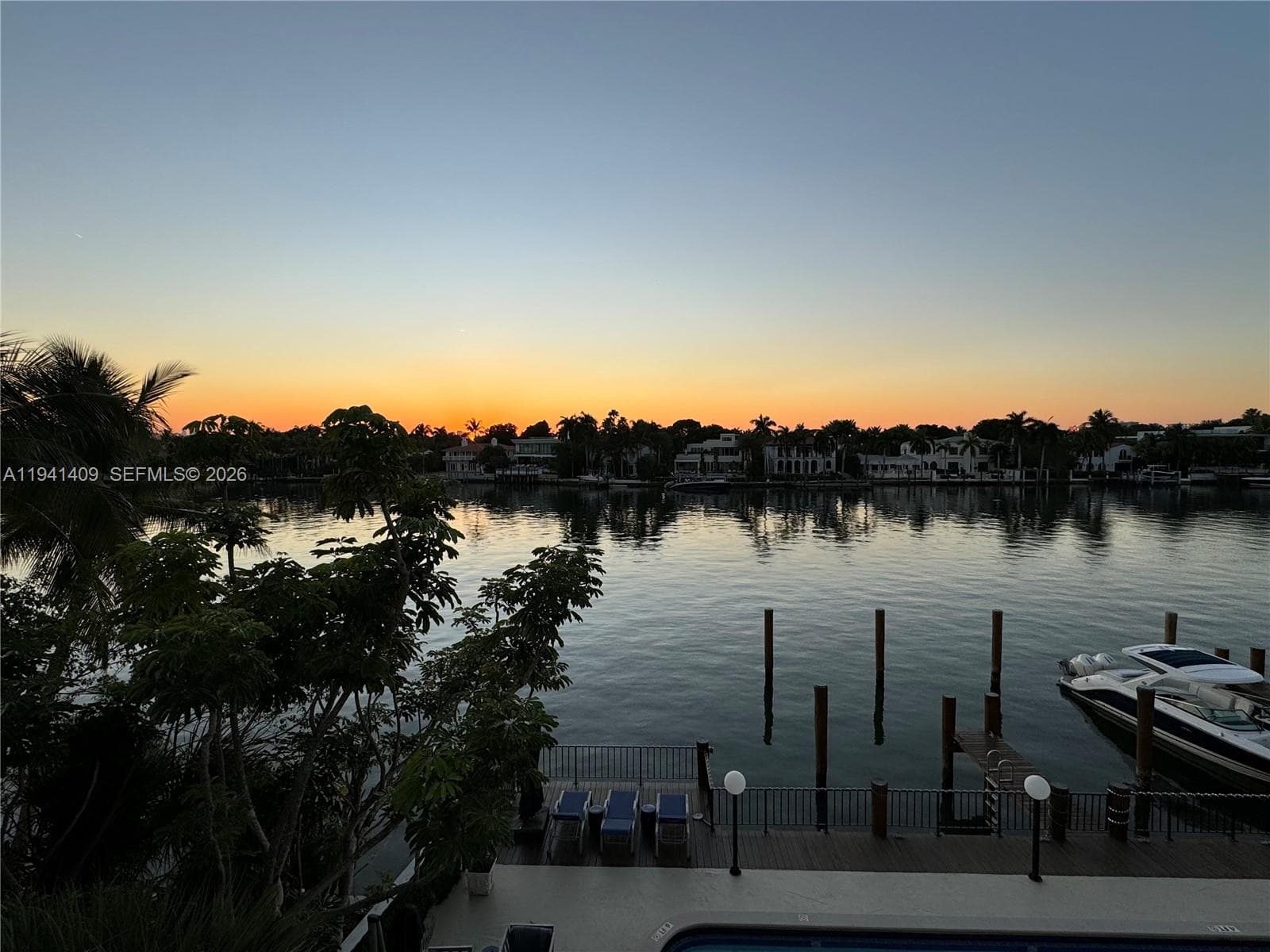 A11941409 — Miami Beach — 26
