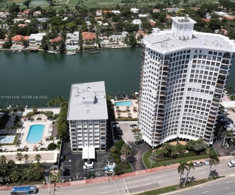 A11941409 — Miami Beach — 55