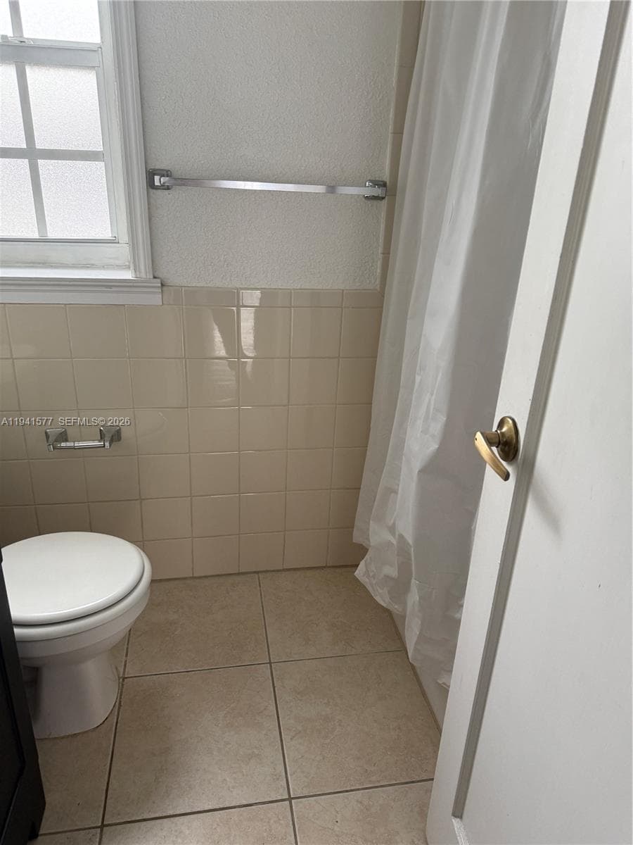 A11941577 — Miami Beach — 5