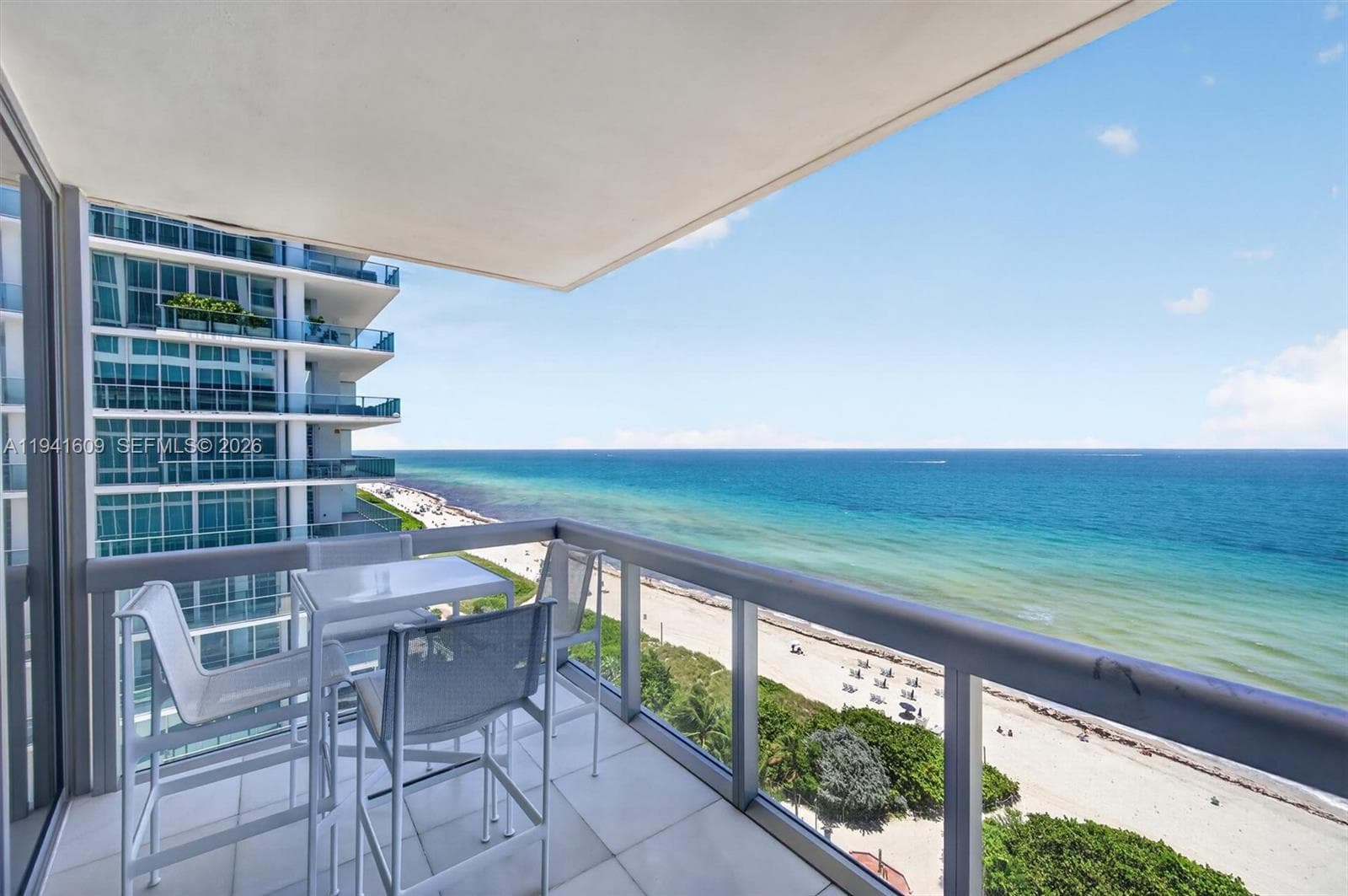 A11941609 — Miami Beach — 72