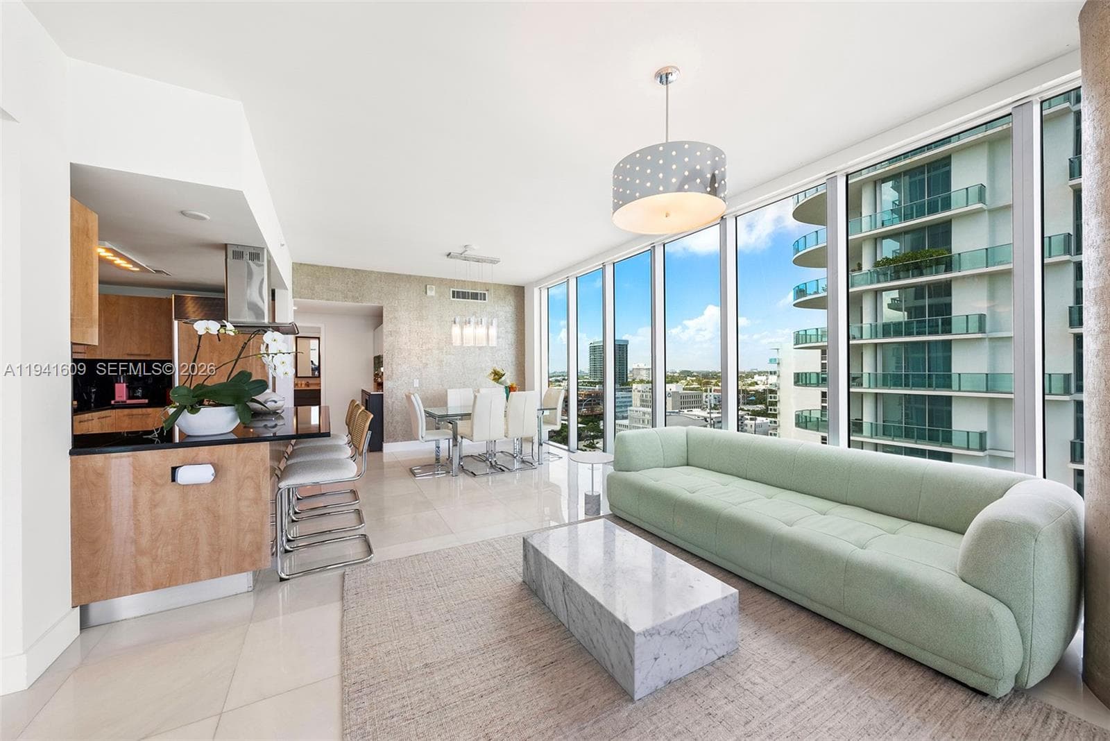 A11941609 — Miami Beach — 6