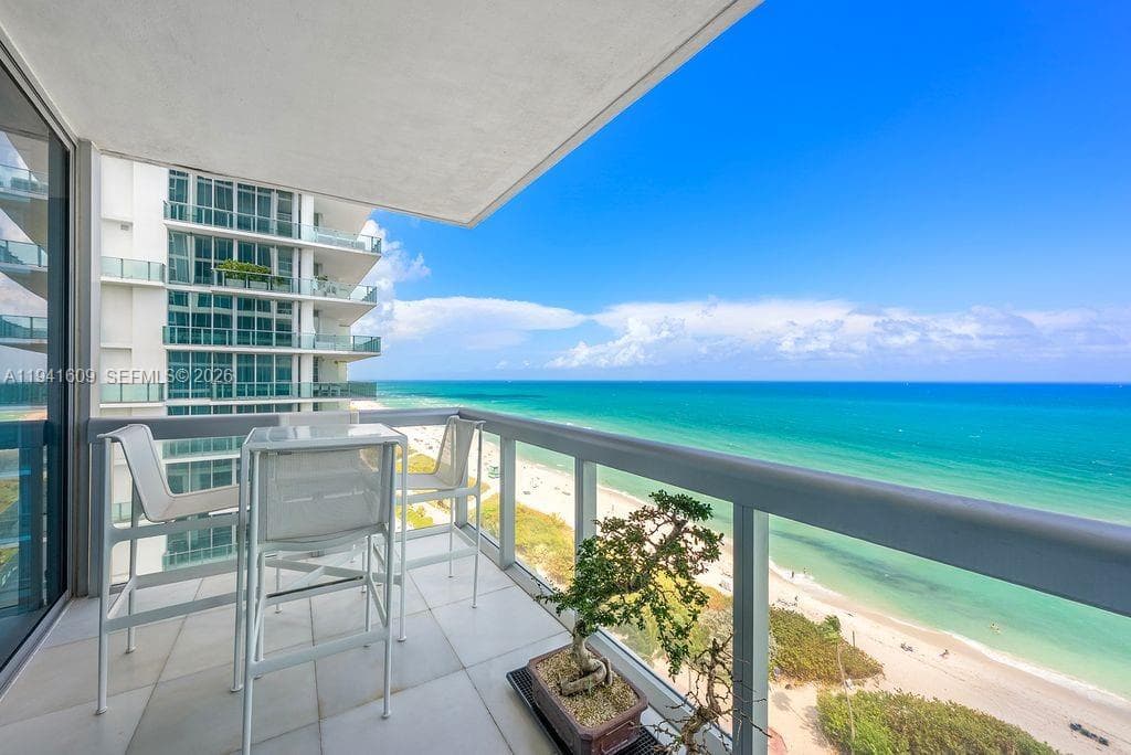 A11941609 — Miami Beach — 13
