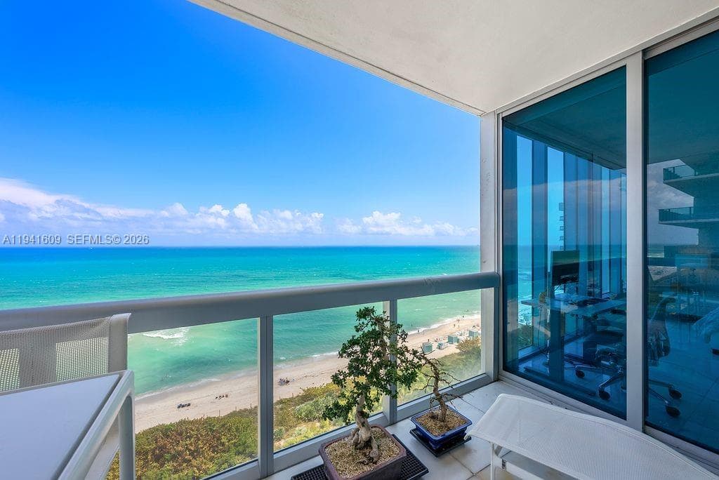 A11941609 — Miami Beach — 5