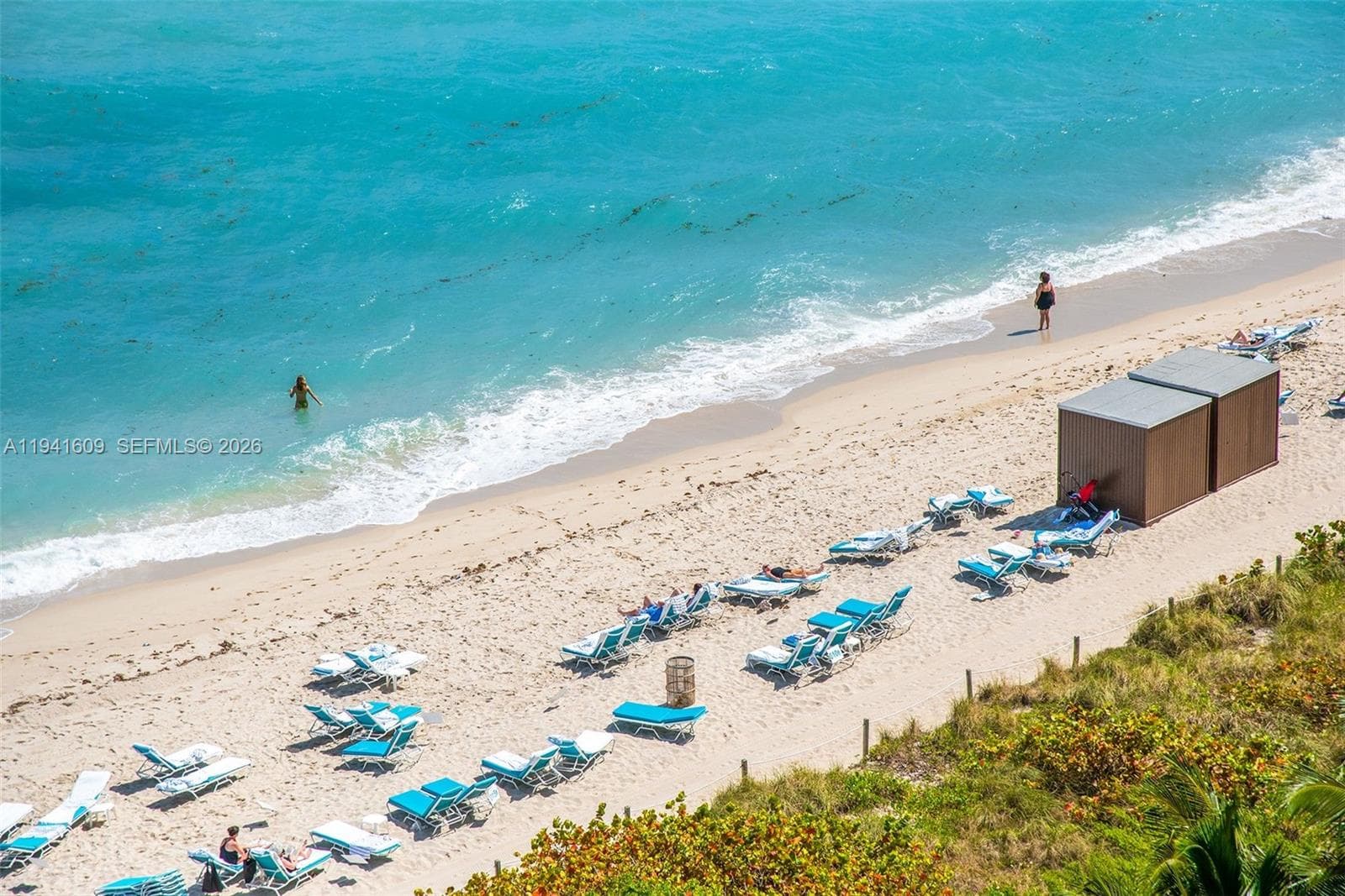 A11941609 — Miami Beach — 50