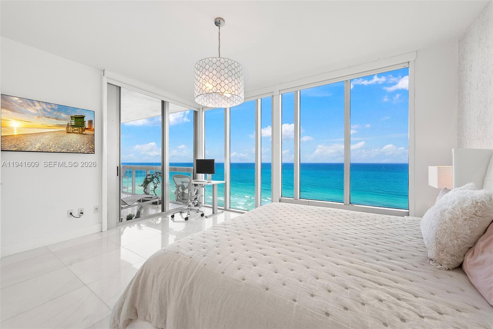 A11941609 — Miami Beach — 15