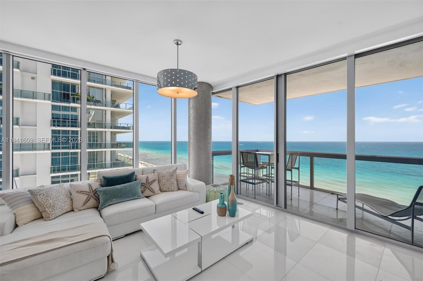 A11941609 — Miami Beach — 74