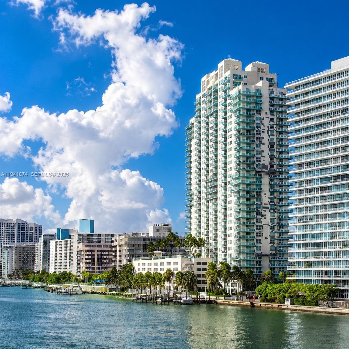 A11941674 — Miami Beach