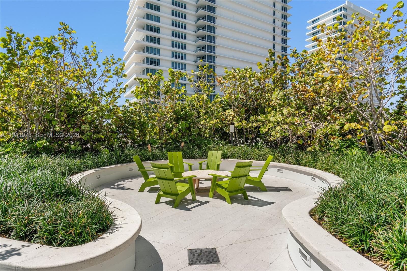 A11941973 — Miami Beach — 79