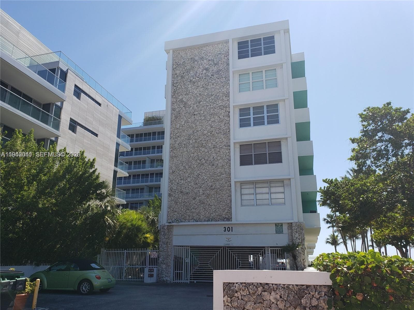 A11942041 — Miami Beach — 28