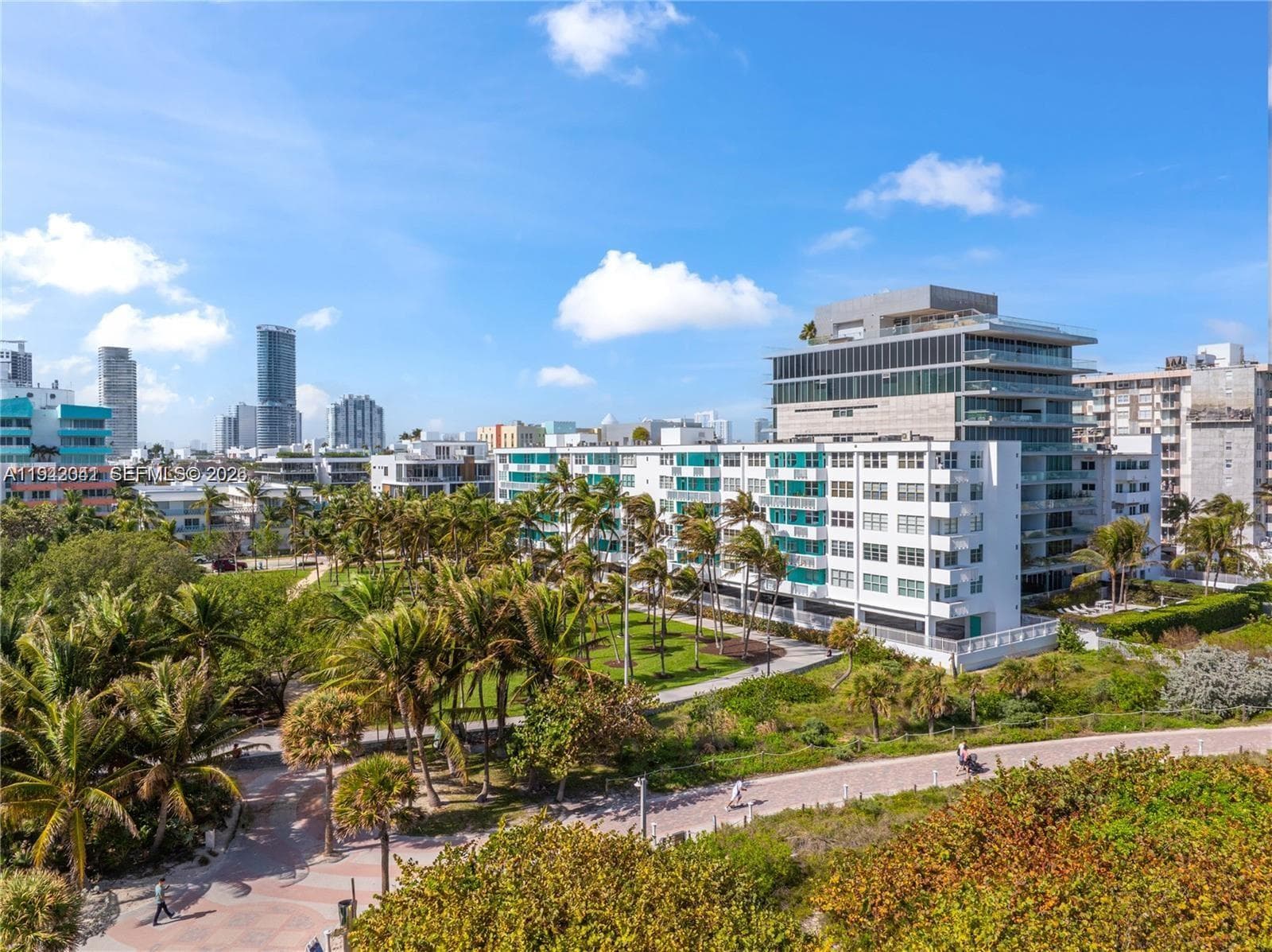 A11942041 — Miami Beach — 11