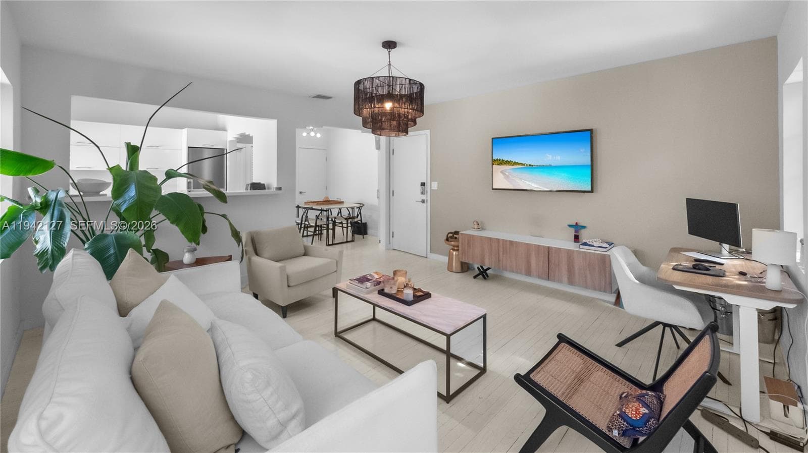 A11942127 — Miami Beach