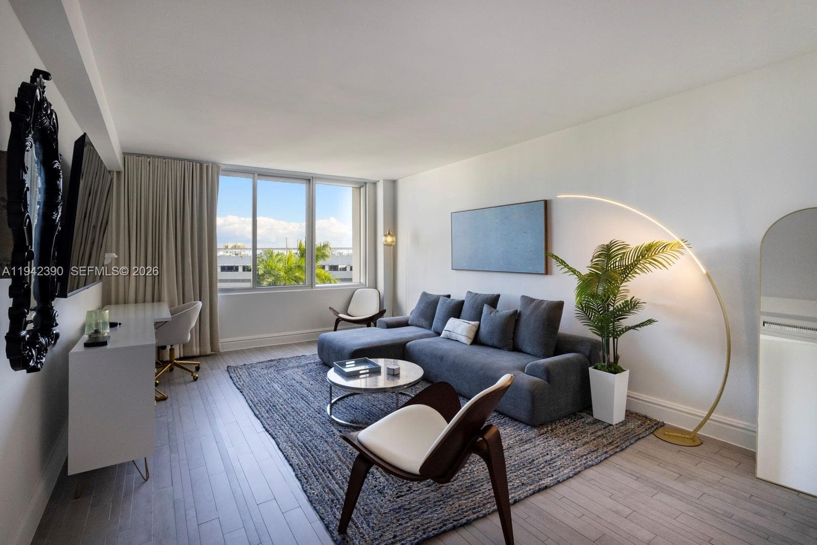 A11942390 — Miami Beach — 3