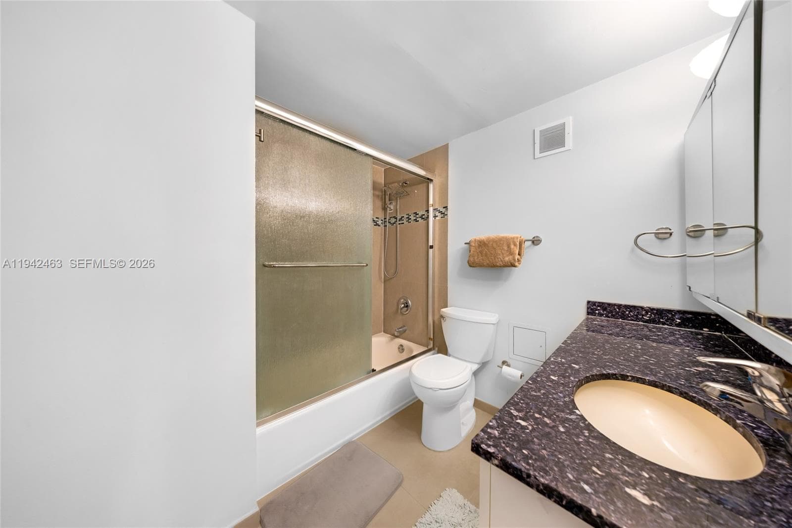 A11942463 — Miami Beach — 28