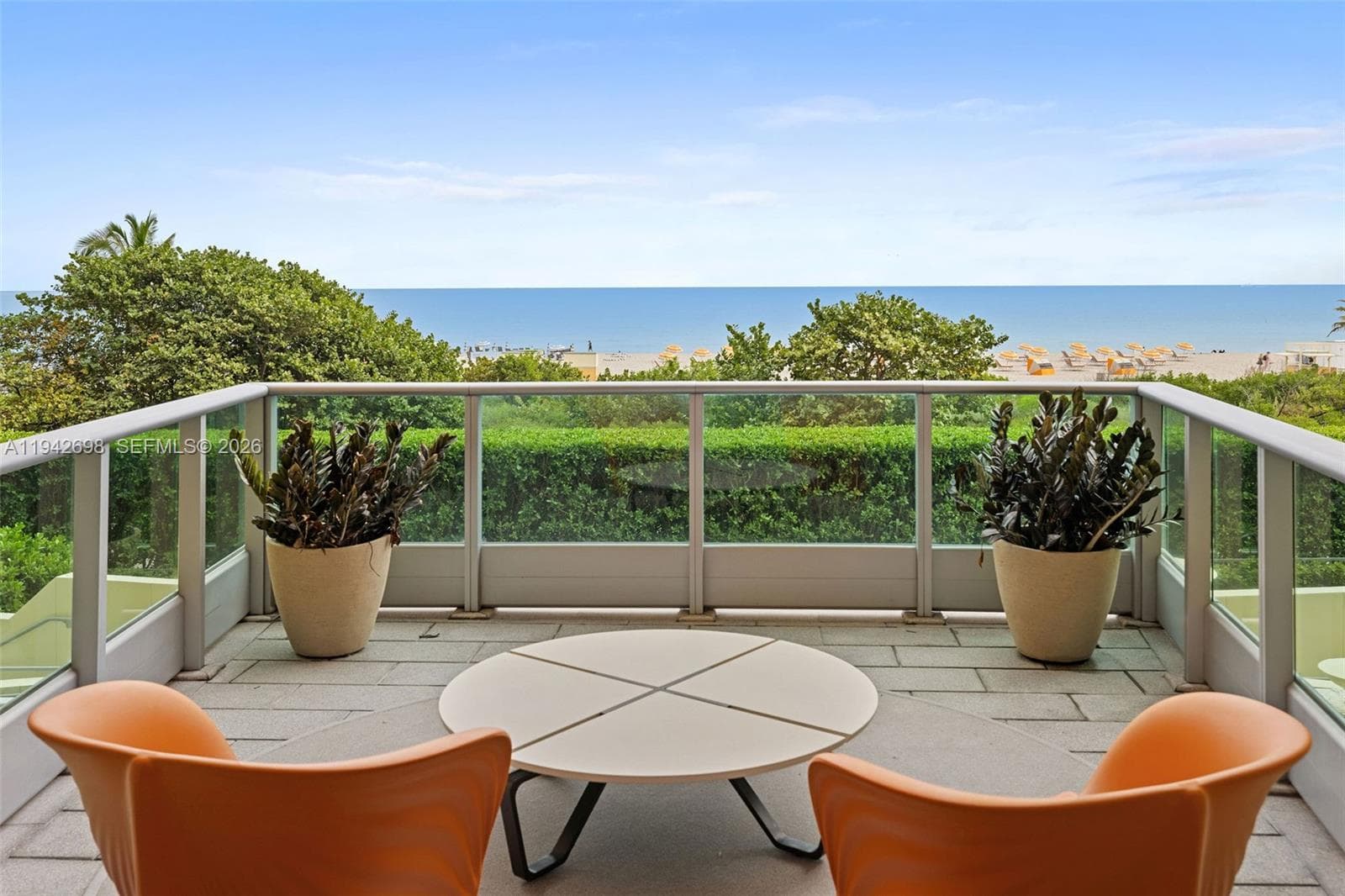 A11942698 — Miami Beach — 91