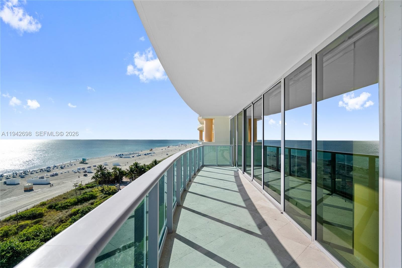 A11942698 — Miami Beach — 42