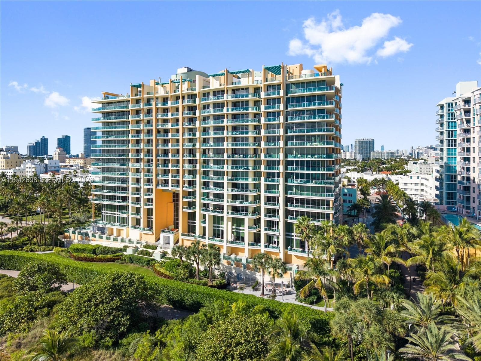A11942698 — Miami Beach — 13