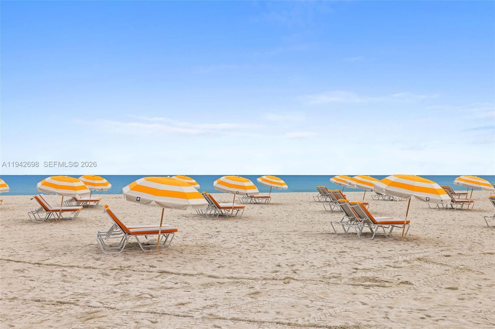 A11942698 — Miami Beach — 90