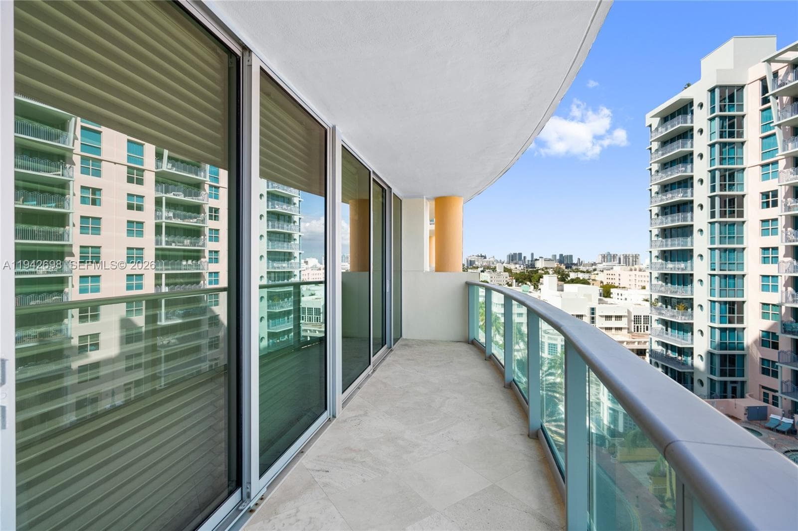 A11942698 — Miami Beach — 63