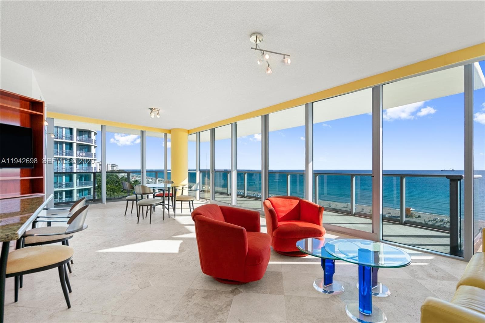 A11942698 — Miami Beach — 34
