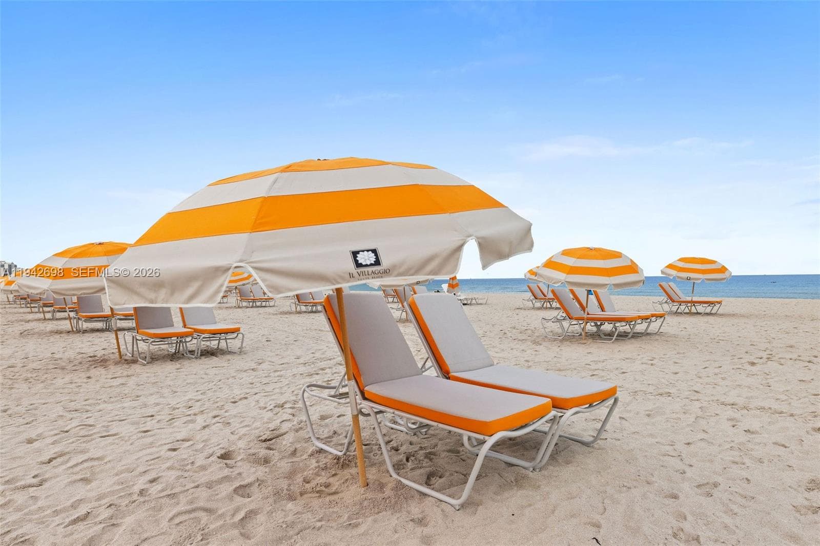 A11942698 — Miami Beach — 89