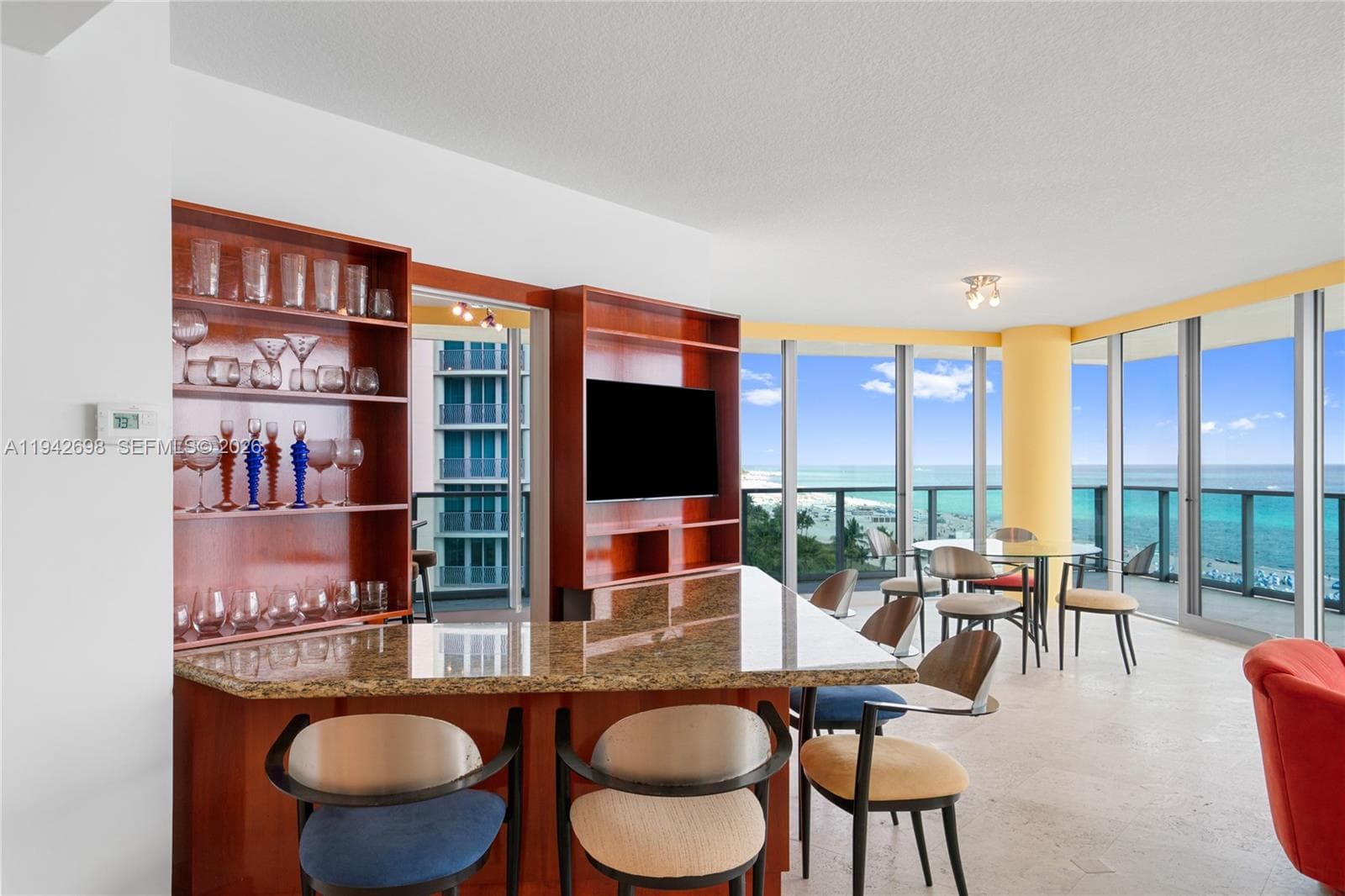 A11942698 — Miami Beach — 69