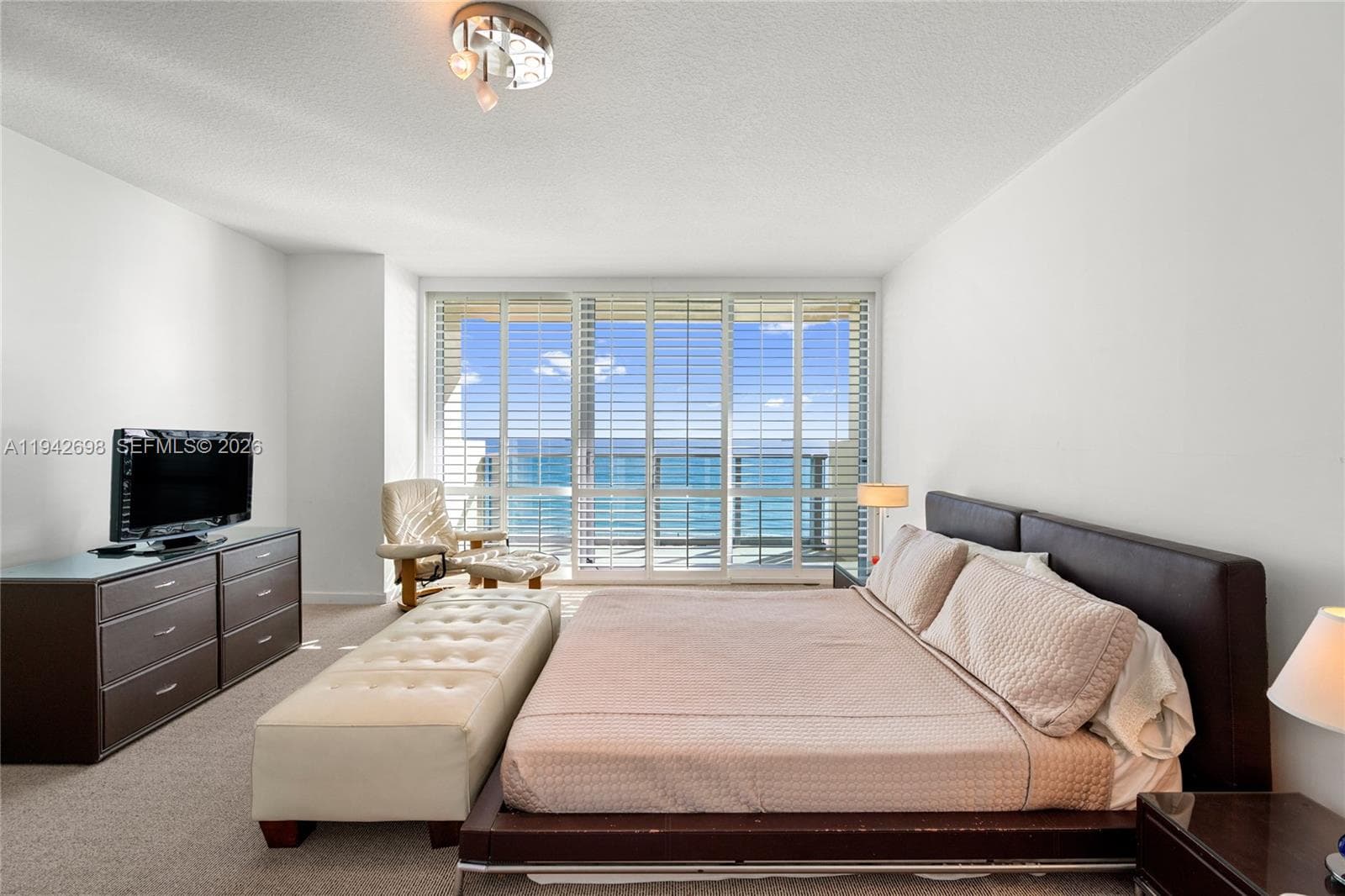 A11942698 — Miami Beach — 48