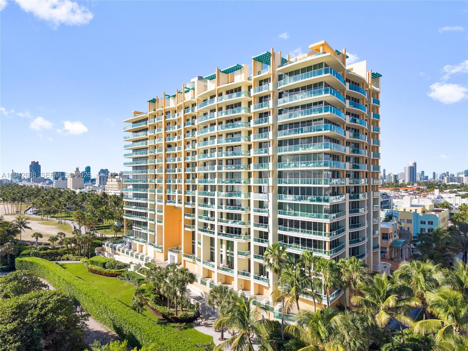 A11942698 — Miami Beach — 11