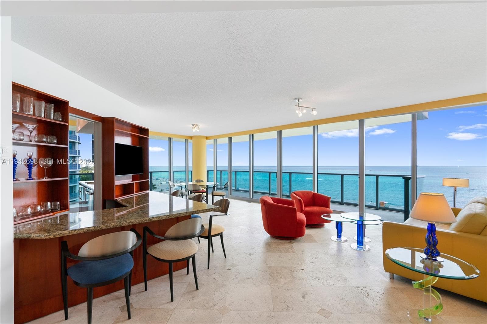 A11942698 — Miami Beach — 68