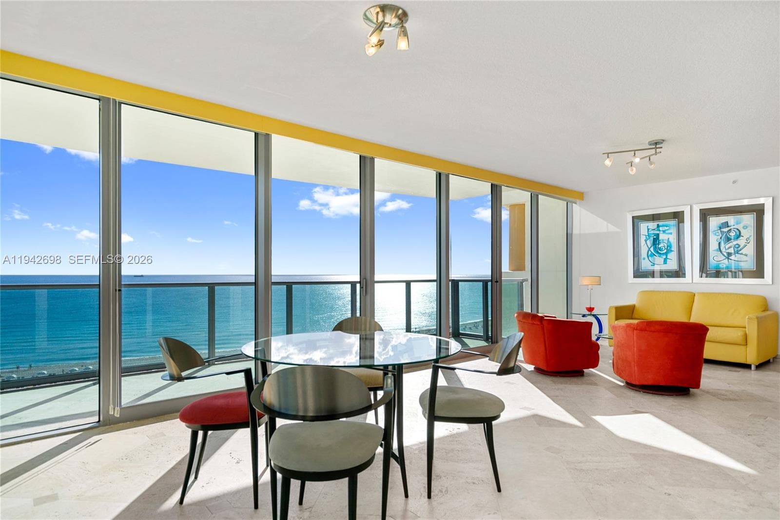 A11942698 — Miami Beach — 35