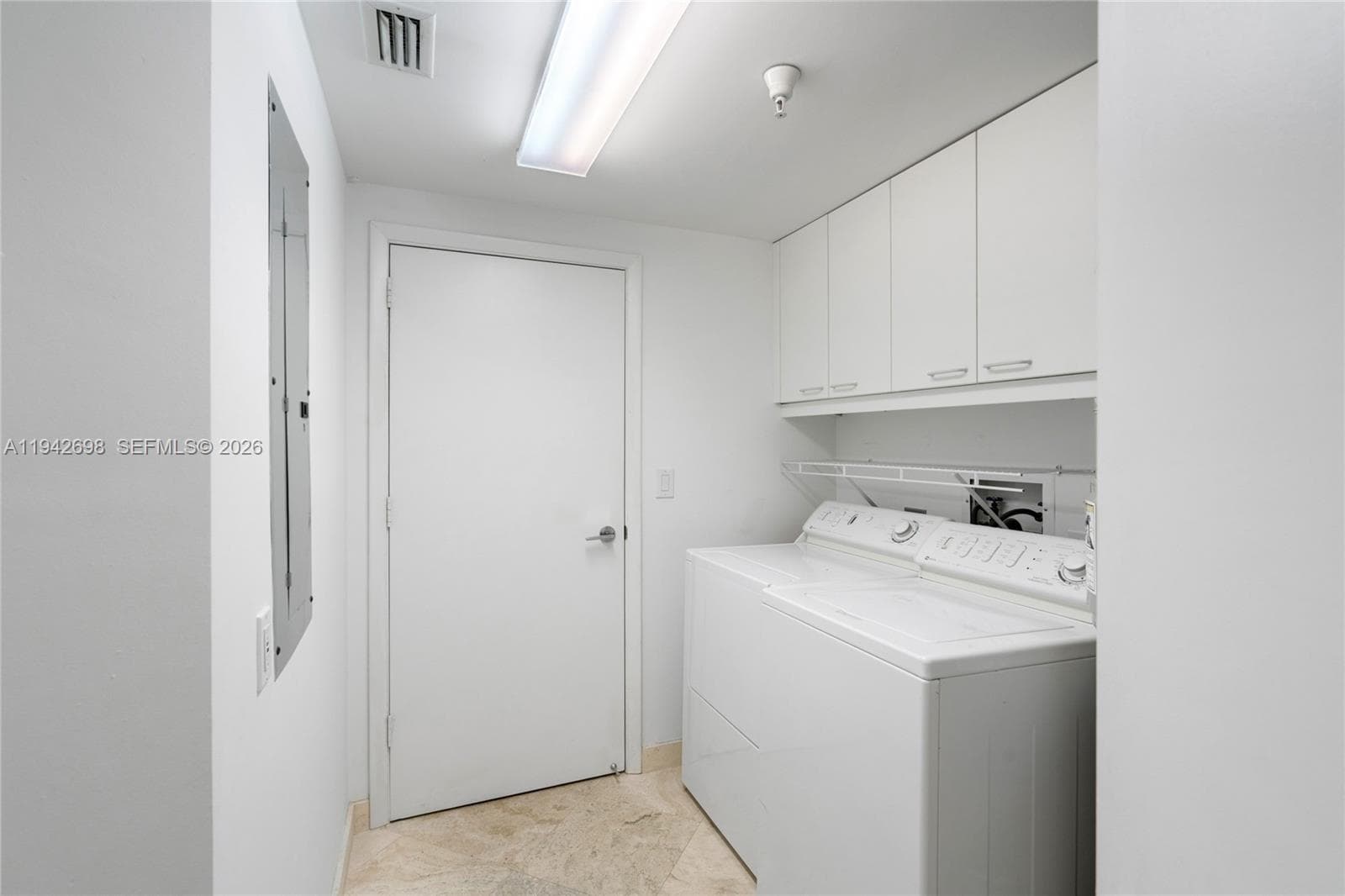 A11942698 — Miami Beach — 85